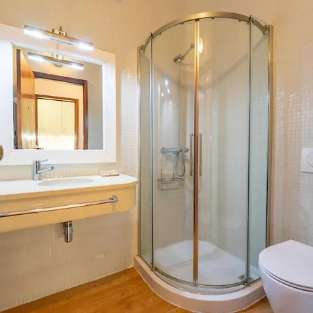 Appartement Porta Da Oura - 2 Min Walking From Da Oura *